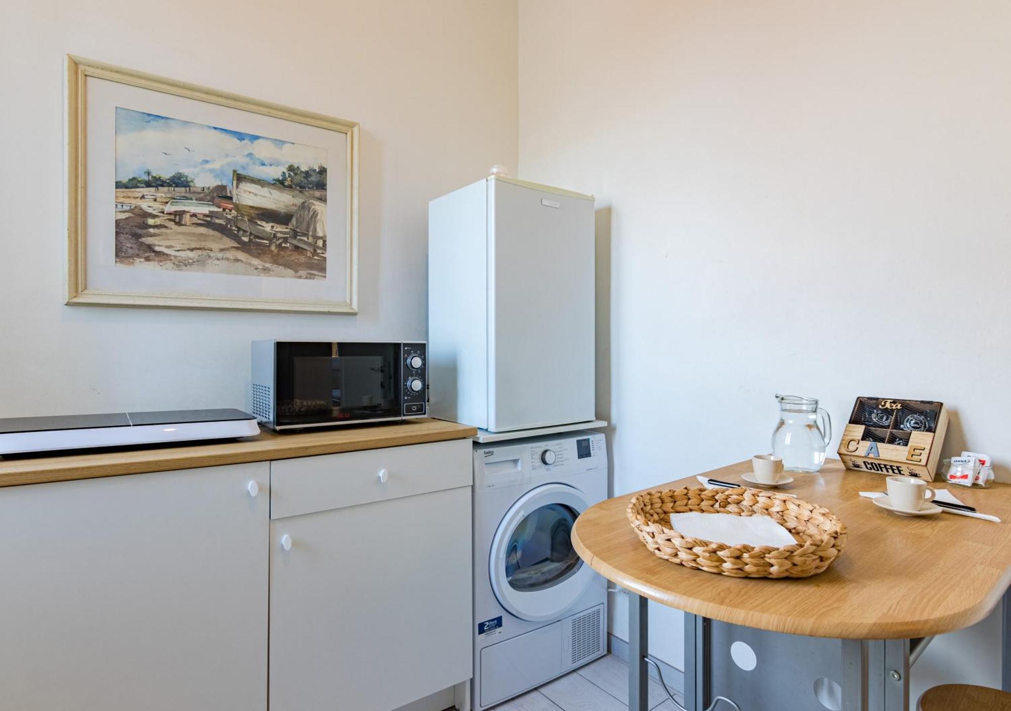 리보르노 Casa Mya-Relax Al Porto, Wifi Veloce E Clima 아파트 외부 사진