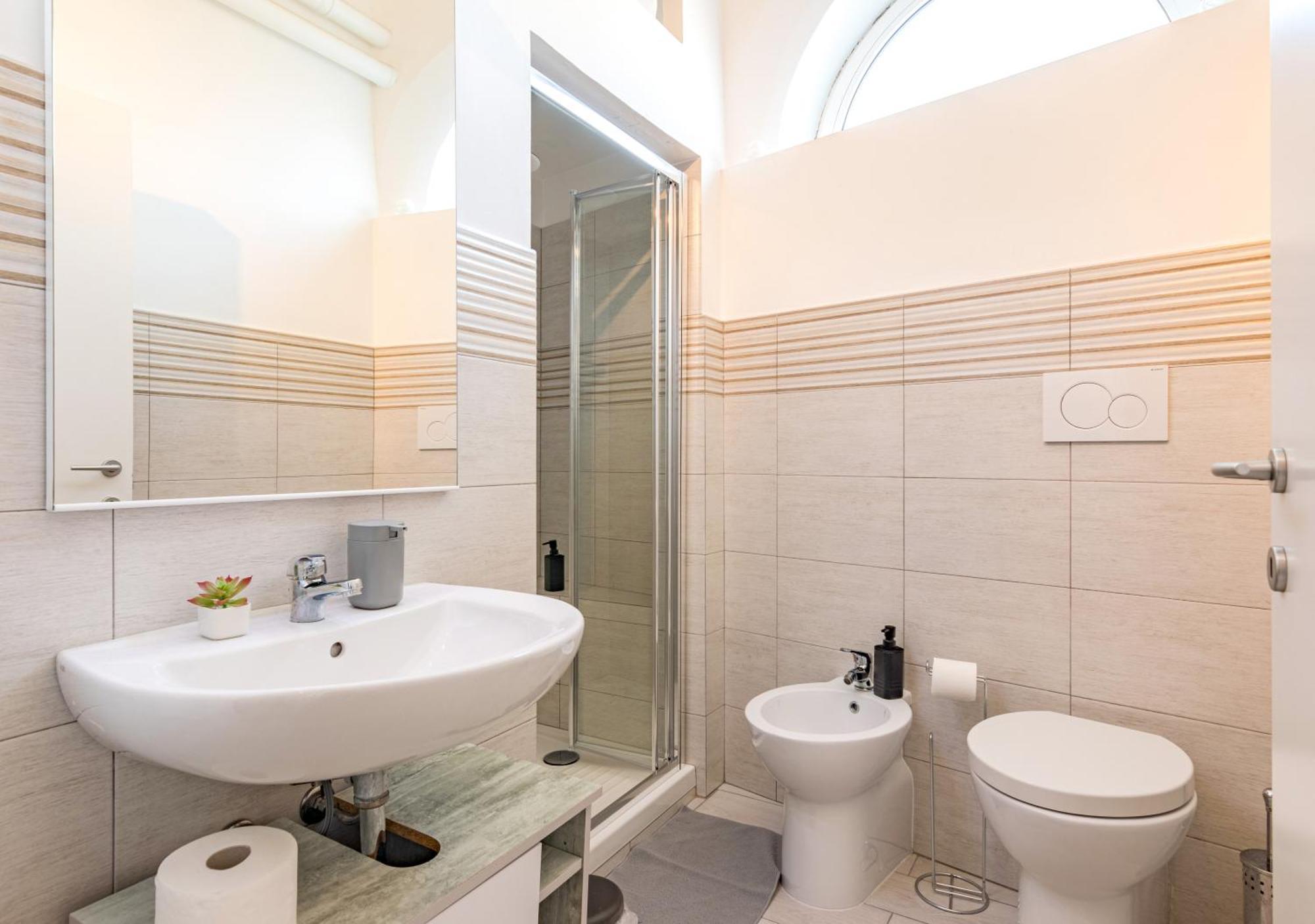 리보르노 Casa Mya-Relax Al Porto, Wifi Veloce E Clima 아파트 외부 사진